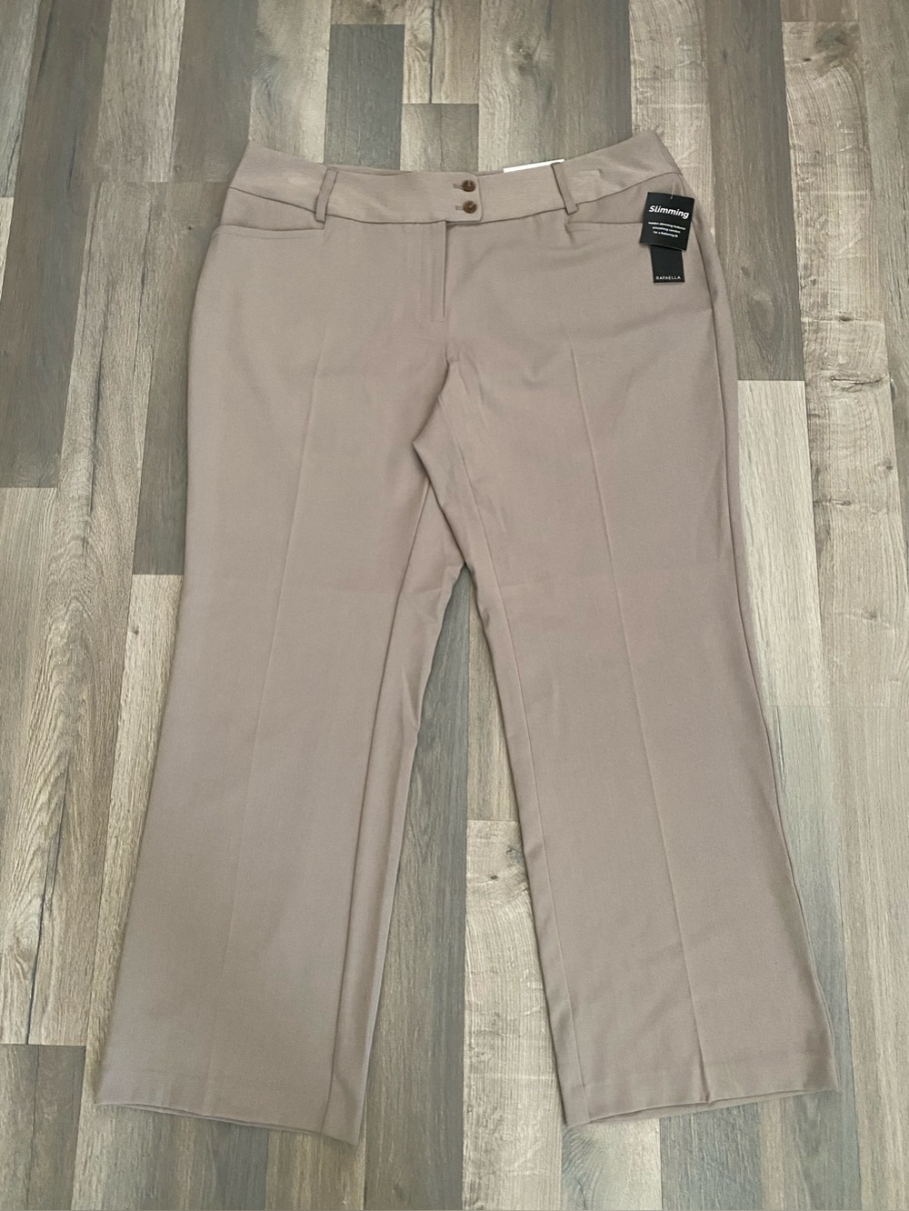 Rafaella Plus Size Curvy Fit Length Short Bootcut Pants Women's 18W Summer Straw